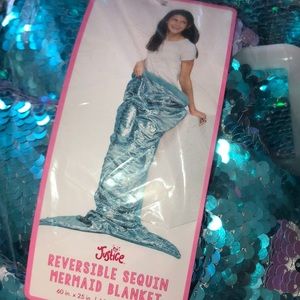 Justice Reversible Sequin Mermaid blanket